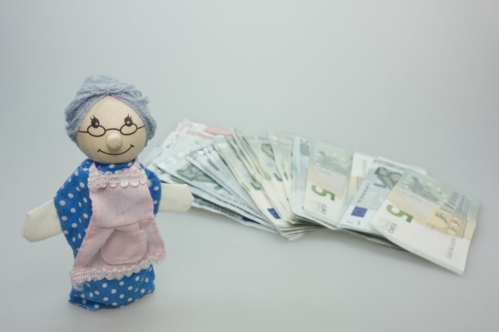 終活における年金と保険の見直しの重要性とは？