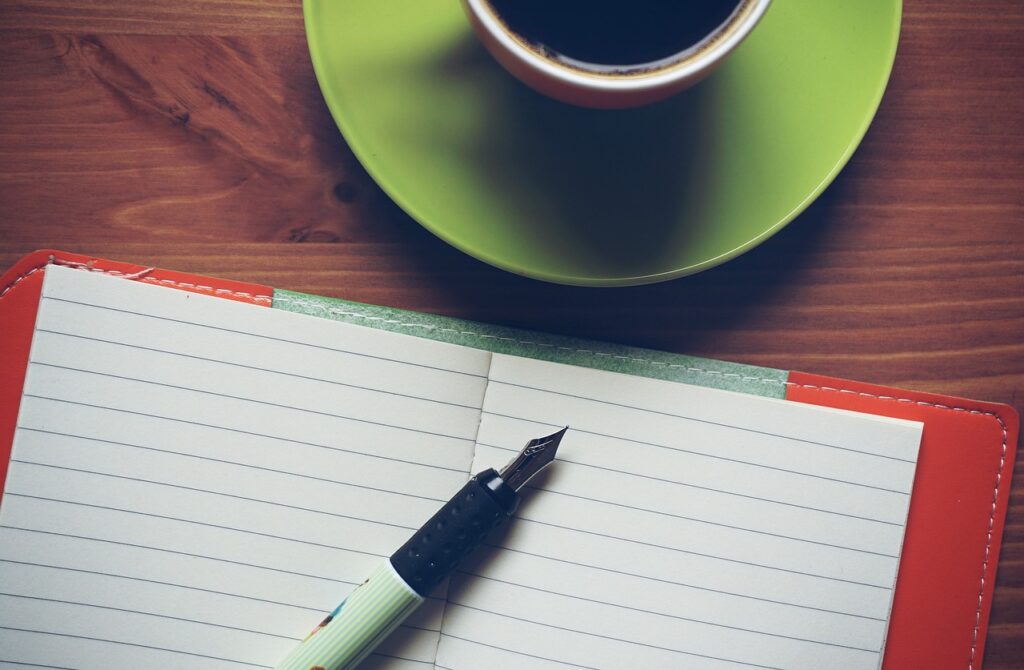 エンディングノートの書き方と具体的な例を知りたい？