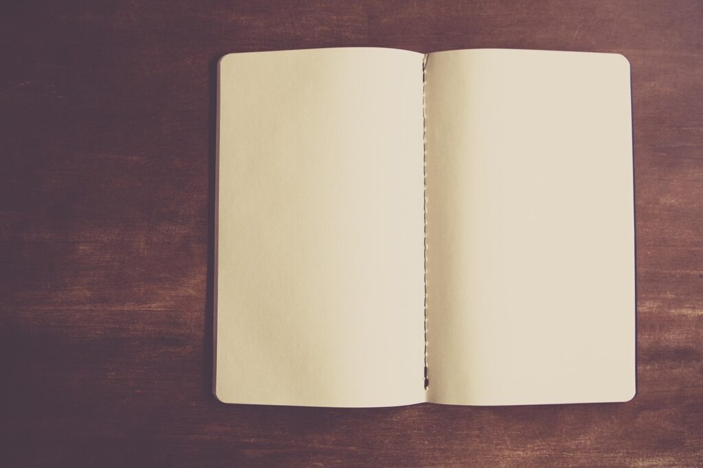 終活に役立つエンディングノートの書き方例は？